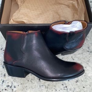 Carson Piping Bootie Black/Scarlett